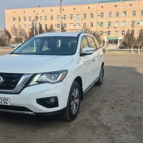 Nissan Pathfinder 2019