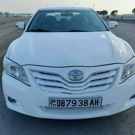 Toyota Camry 2011