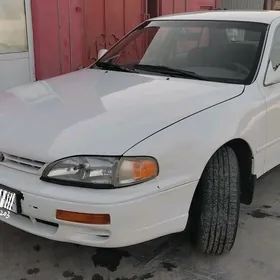 Toyota Camry 1993