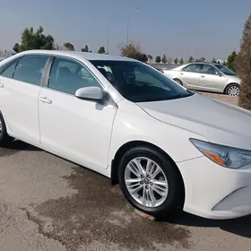 Toyota Camry 2016