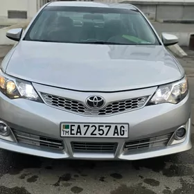 Toyota Camry 2013