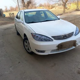 Toyota Camry 2004