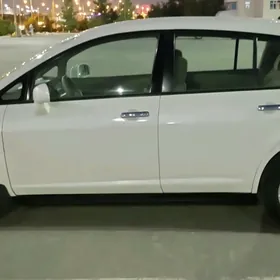 Nissan Tiida 2008