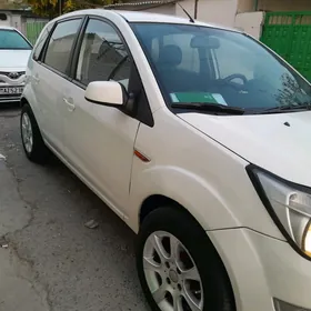 Ford Figo 2012