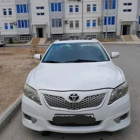 Toyota Camry 2010