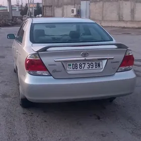 Toyota Camry 2005