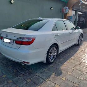 Toyota Camry 2016