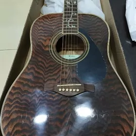 Gitara yamaha