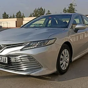 Toyota Camry 2020