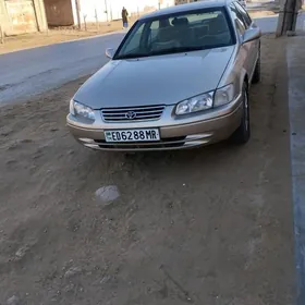 Toyota Camry 1998