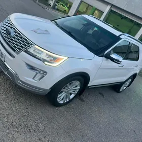 Ford Explorer 2019