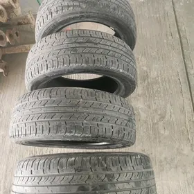 215/55/17 ROADSTONE