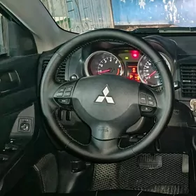 Mitsubishi Lancer 2014