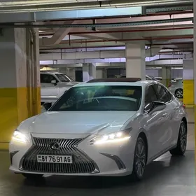 Lexus ES 350 2020