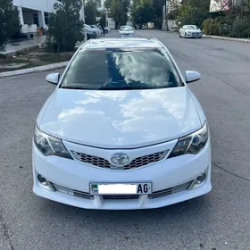 Toyota Camry 2013