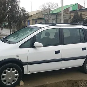 Opel Zafira 2002