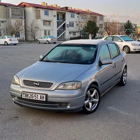 Opel Astra 2002