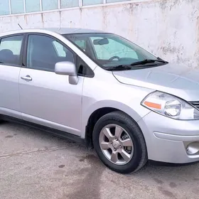 Nissan Versa 2010