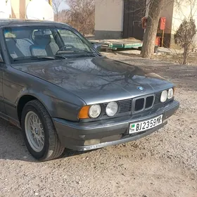 BMW 520 1990