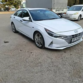 Hyundai Elantra 2021