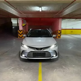 Toyota Camry 2022