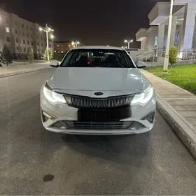 Kia Optima 2019