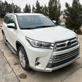 Toyota Highlander 2019