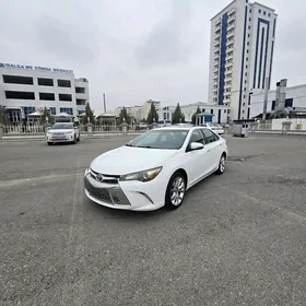 Toyota Camry 2017