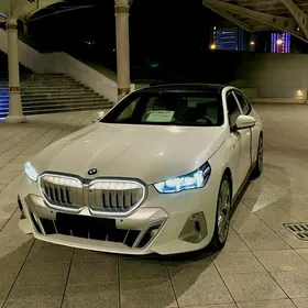 BMW 520 2024