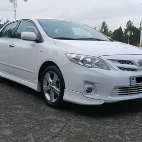 Toyota Corolla 2013