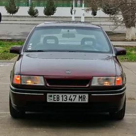 Opel Vectra 1989