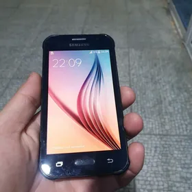 Samsung galaxy j1 ace