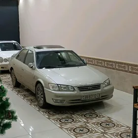 Toyota Camry 2000