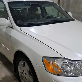 Toyota Avalon 2001