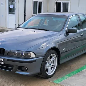 BMW E39 2003