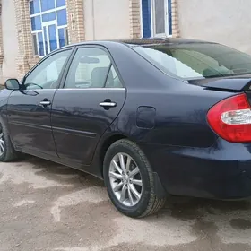 Toyota Camry 2004