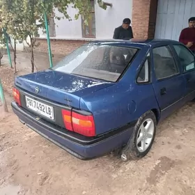 Opel Vectra 1992