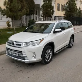 Toyota Highlander 2017