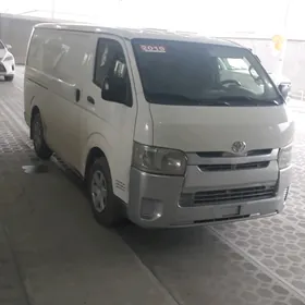 Toyota Hiace 2019