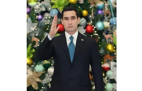 Prezident Serdar Berdimuhamedow türkmen halkyny Täze ýyl bilen gutlady