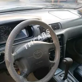 Toyota Camry 2001