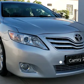 Toyota Camry 2011