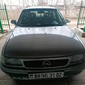 Opel Astra 1996