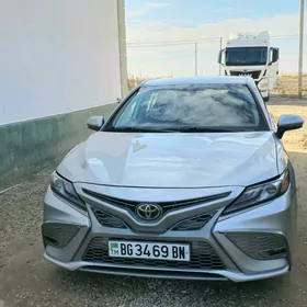 Toyota Camry 2020