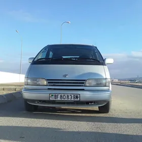 Toyota Previa 1991