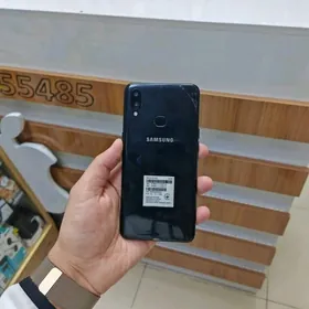 Samsung a10s 3/32gb