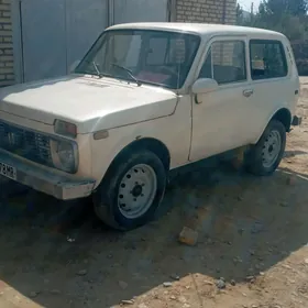 Lada Niva 1990