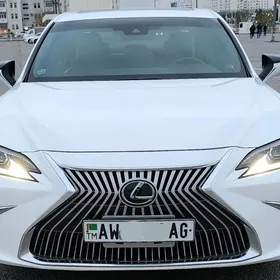 Lexus ES 350 2019