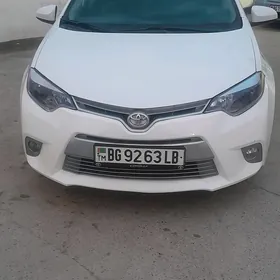 Toyota Corolla 2015