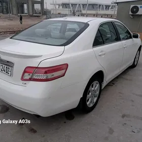 Toyota Camry 2010